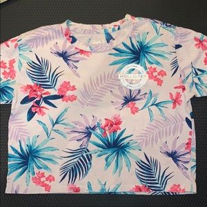 Hollister graphic cropped tee